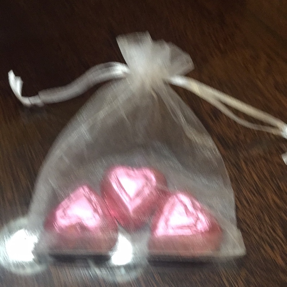 Meet your Posher, Lorraine